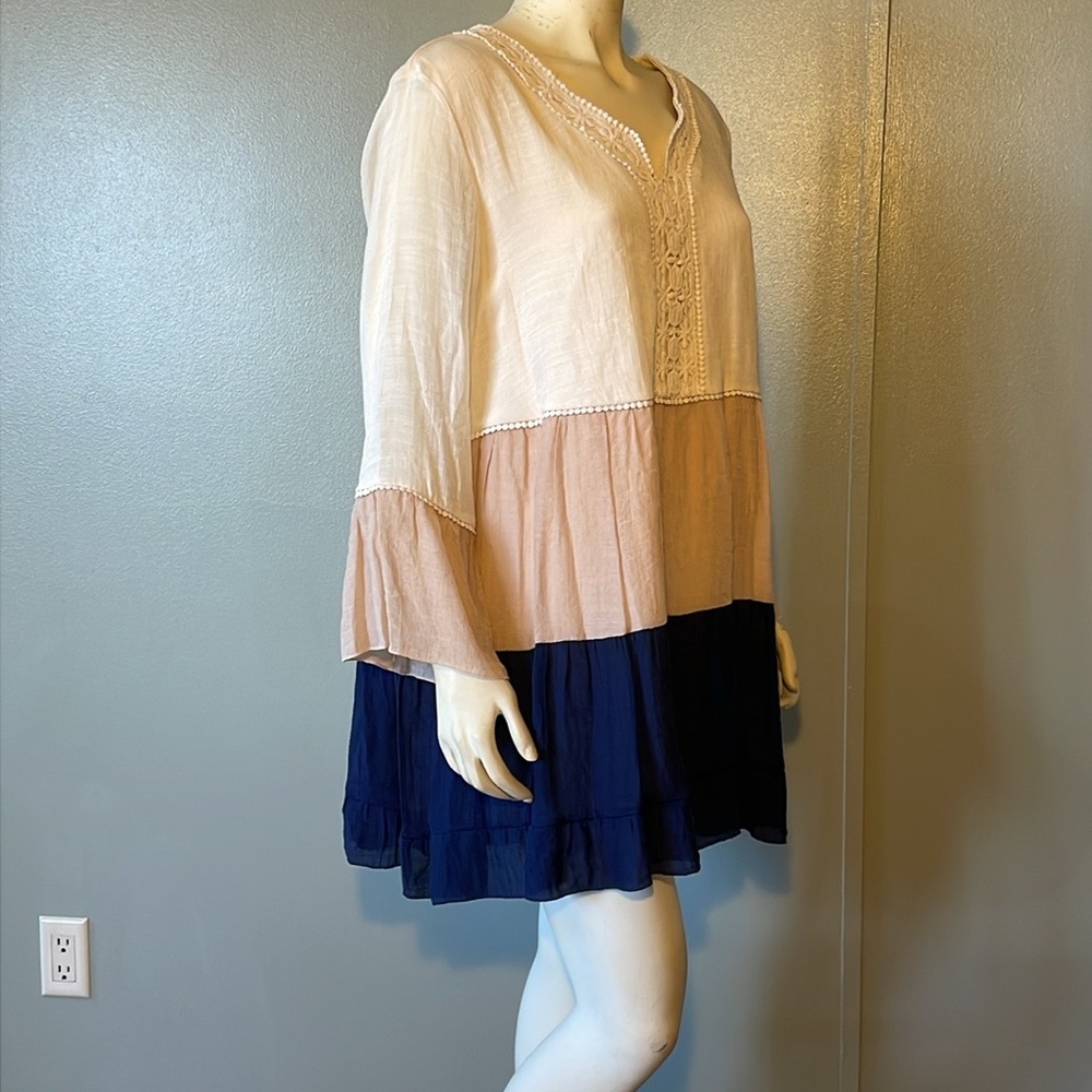 CALSTYLE, long sleeves, tiered tunic dress. - Picture 6 of 12
